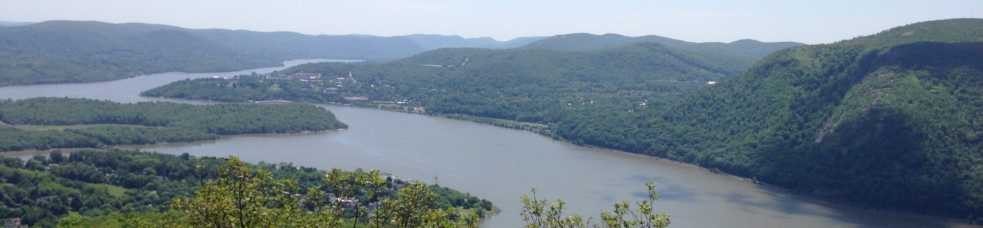 Breakneck Ridge, Hudson Highlands with views of Storm King Mountain